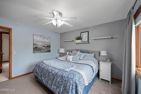Tiny photo for 2252 Cedarwood Drive, Maumee, OH 43537 (MLS # 10009452)