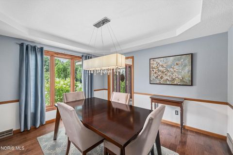 Tiny photo for 2252 Cedarwood Drive, Maumee, OH 43537 (MLS # 10009452)