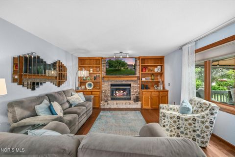 Tiny photo for 2252 Cedarwood Drive, Maumee, OH 43537 (MLS # 10009452)