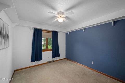 Tiny photo for 2252 Cedarwood Drive, Maumee, OH 43537 (MLS # 10009452)