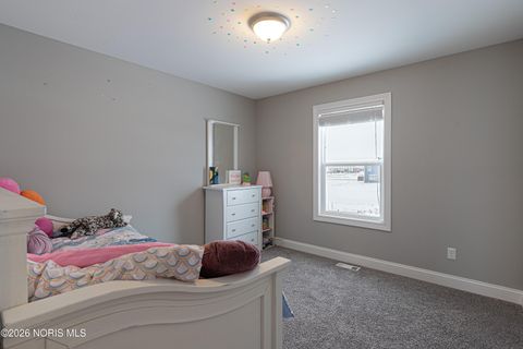 Tiny photo for 1480 Blackhawk Drive, Waterville, OH 43566 (MLS # 10003409)