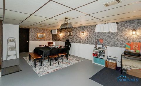 Tiny photo for 929 Linwood Avenue, Delta, OH 43515 (MLS # 10004153)