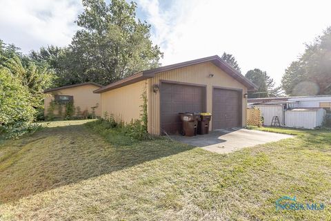 Tiny photo for 929 Linwood Avenue, Delta, OH 43515 (MLS # 10004153)