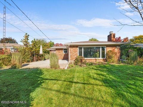 Tiny photo for 4311 Garden Estates Drive, Toledo, OH 43623 (MLS # 10000834)