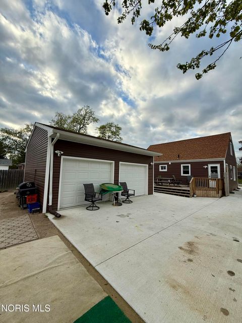 Tiny photo for 2628 124th Street, Toledo, OH 43611 (MLS # 10007000)