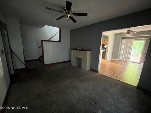 Tiny photo for 1489 Berdan Avenue, Toledo, OH 43612 (MLS # 10000211)