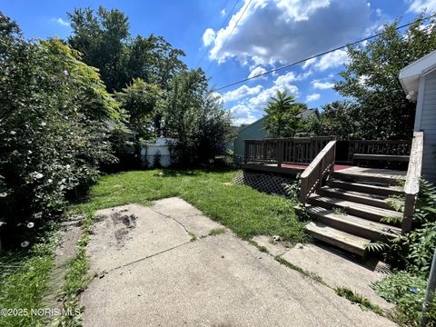 Tiny photo for 1489 Berdan Avenue, Toledo, OH 43612 (MLS # 10000211)