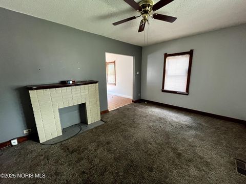Tiny photo for 1489 Berdan Avenue, Toledo, OH 43612 (MLS # 10000211)