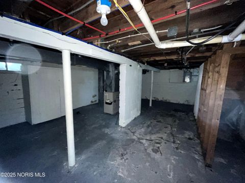 Tiny photo for 1489 Berdan Avenue, Toledo, OH 43612 (MLS # 10000211)