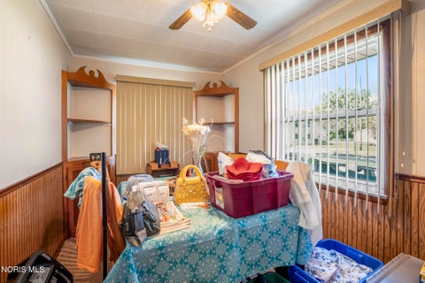 Tiny photo for 834 Gibson Drive, Toledo, OH 43612 (MLS # 10012372)