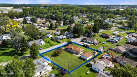 Tiny photo for 834 Gibson Drive, Toledo, OH 43612 (MLS # 10012372)
