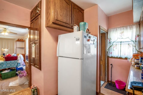 Tiny photo for 834 Gibson Drive, Toledo, OH 43612 (MLS # 10012372)