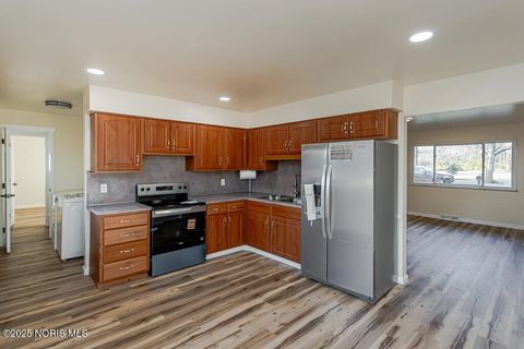 Tiny photo for 935 Raymil Road, Holland, OH 43528 (MLS # 10001788)