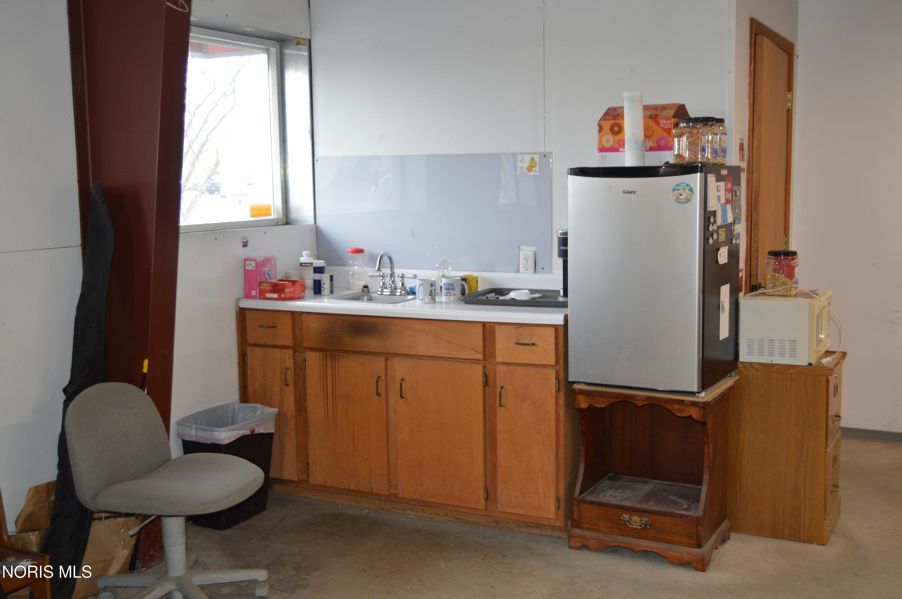 100 Stanford Parkway