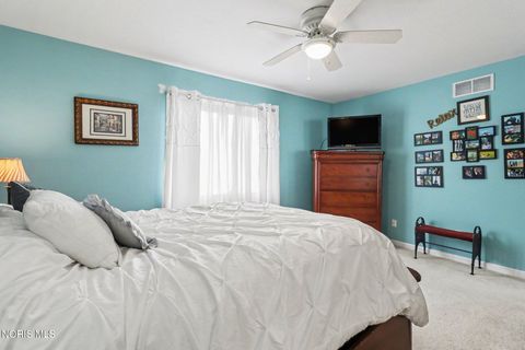 Tiny photo for 6445 Madison Cove Court # 12, Sylvania, OH 43560 (MLS # 10007007)