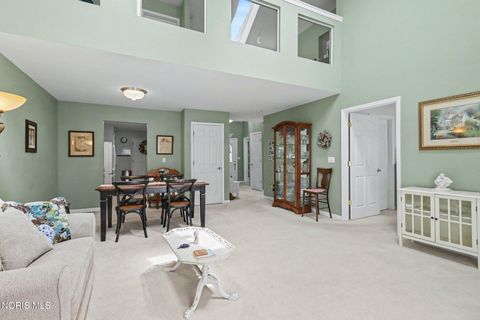 Tiny photo for 6445 Madison Cove Court # 12, Sylvania, OH 43560 (MLS # 10007007)