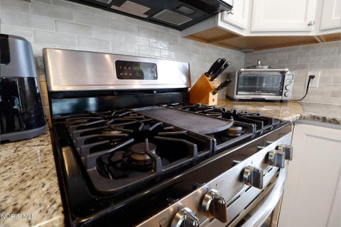 Tiny photo for 5903 Pine Tree Place, Sylvania, OH 43560 (MLS # 10013566)