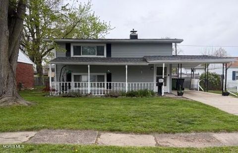 Photo of 1216 Cady Street, Maumee, OH 43537 (MLS # 10006686)