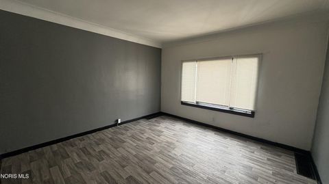 Tiny photo for 1637 Vance Street, Toledo, OH 43607 (MLS # 10004306)