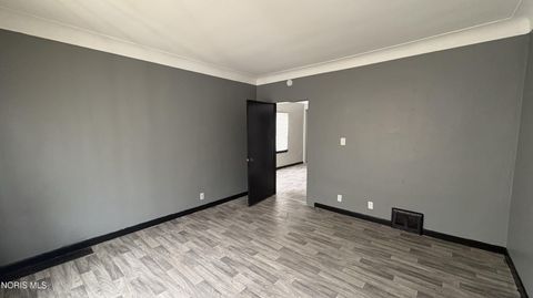 Tiny photo for 1637 Vance Street, Toledo, OH 43607 (MLS # 10004306)