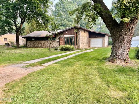Tiny photo for 6162 Greenacre Road, Toledo, OH 43615 (MLS # 10010721)