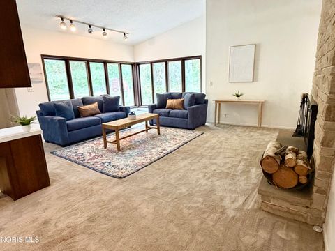 Tiny photo for 6162 Greenacre Road, Toledo, OH 43615 (MLS # 10010721)