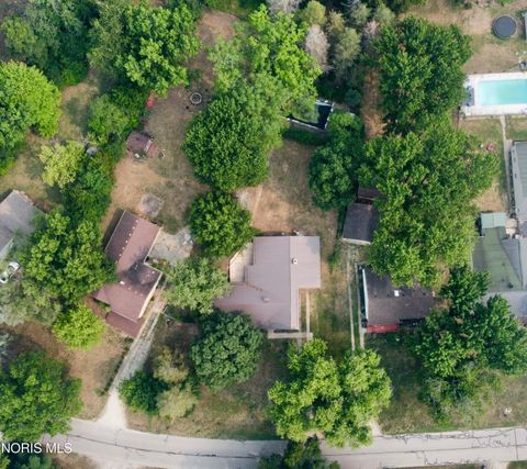Tiny photo for 6162 Greenacre Road, Toledo, OH 43615 (MLS # 10010721)