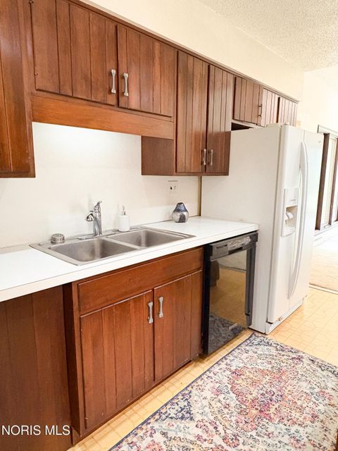 Tiny photo for 6162 Greenacre Road, Toledo, OH 43615 (MLS # 10010721)