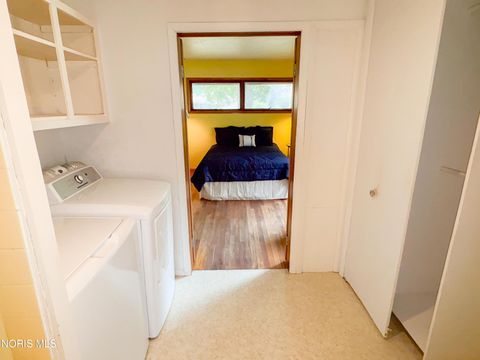 Tiny photo for 6162 Greenacre Road, Toledo, OH 43615 (MLS # 10010721)