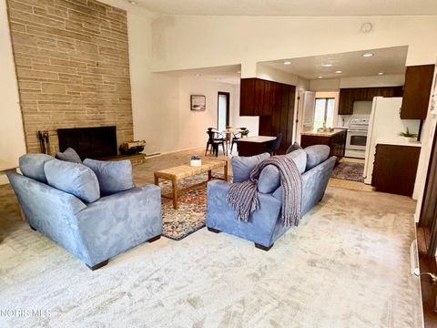 Tiny photo for 6162 Greenacre Road, Toledo, OH 43615 (MLS # 10010721)