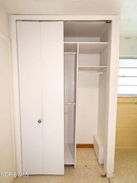 Tiny photo for 6162 Greenacre Road, Toledo, OH 43615 (MLS # 10010721)