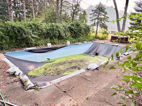 Tiny photo for 6162 Greenacre Road, Toledo, OH 43615 (MLS # 10010721)