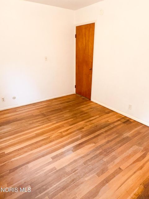 Tiny photo for 6162 Greenacre Road, Toledo, OH 43615 (MLS # 10010721)