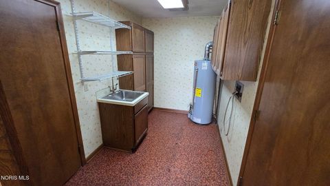 Tiny photo for 3520 Springlake Drive, Findlay, OH 45840 (MLS # 10006815)