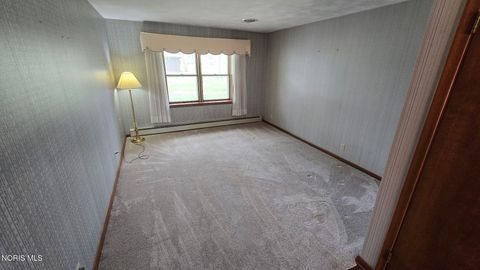 Tiny photo for 3520 Springlake Drive, Findlay, OH 45840 (MLS # 10006815)