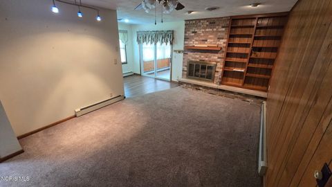 Tiny photo for 3520 Springlake Drive, Findlay, OH 45840 (MLS # 10006815)