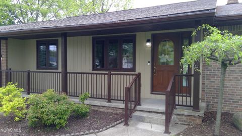 Tiny photo for 3655 Starr Avenue, Oregon, OH 43616 (MLS # 10007531)