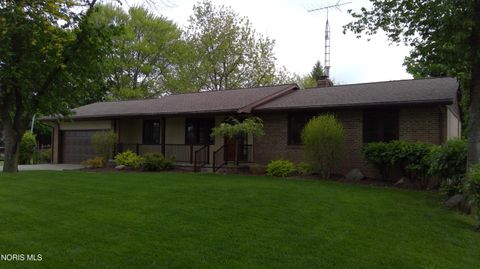 Tiny photo for 3655 Starr Avenue, Oregon, OH 43616 (MLS # 10007531)