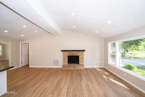 Tiny photo for 217 Glenwood Drive, Defiance, OH 43512 (MLS # 10011220)