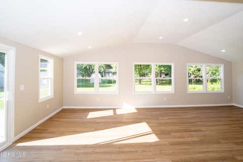 Tiny photo for 217 Glenwood Drive, Defiance, OH 43512 (MLS # 10011220)