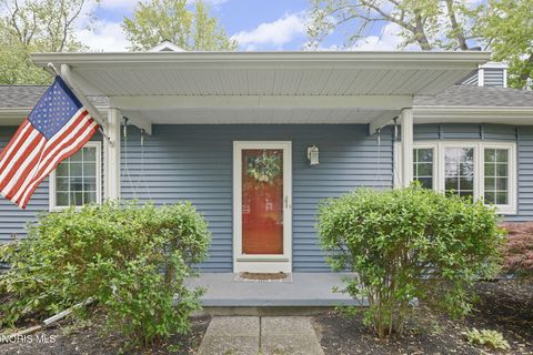 Tiny photo for 6027 Greenacre Road, Toledo, OH 43615 (MLS # 10007556)
