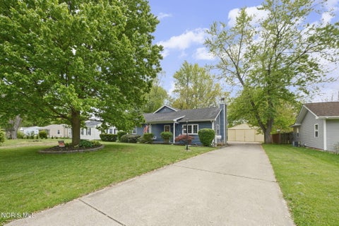 Tiny photo for 6027 Greenacre Road, Toledo, OH 43615 (MLS # 10007556)