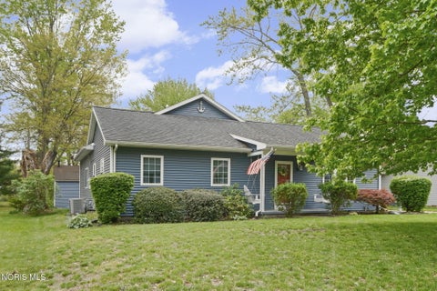 Tiny photo for 6027 Greenacre Road, Toledo, OH 43615 (MLS # 10007556)