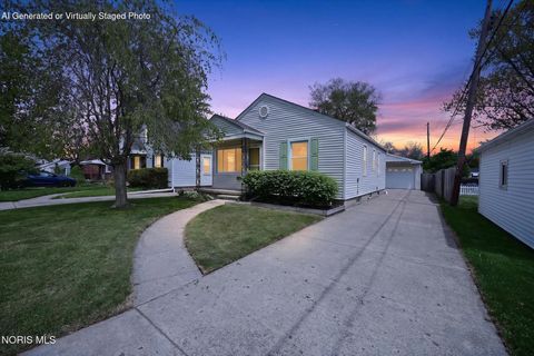 Photo of 2971 Indianola Drive, Toledo, OH 43614 (MLS # 10006319)