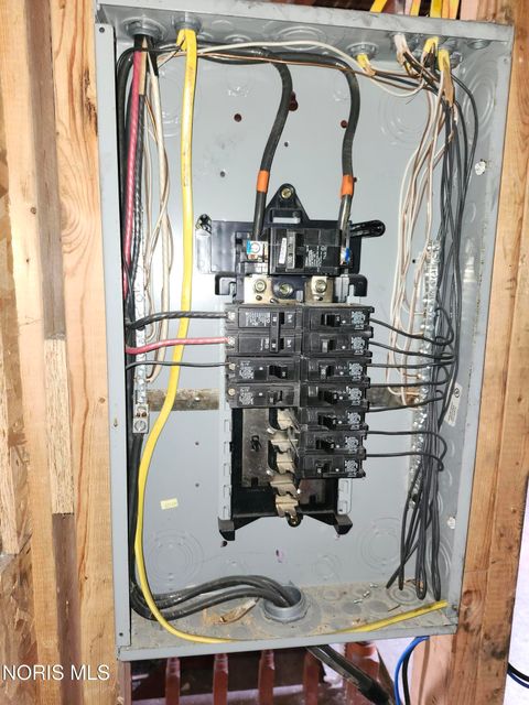 Tiny photo for 354 W Fremont Street, Fostoria, OH 44830 (MLS # 10005526)