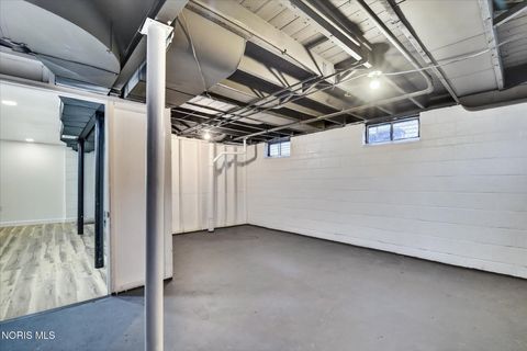 Tiny photo for 803 Mayfair Boulevard, Toledo, OH 43612 (MLS # 10007108)
