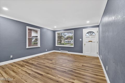 Tiny photo for 803 Mayfair Boulevard, Toledo, OH 43612 (MLS # 10007108)
