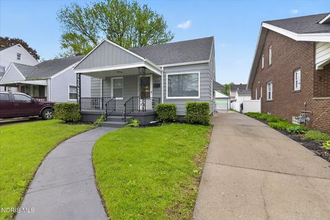 Tiny photo for 803 Mayfair Boulevard, Toledo, OH 43612 (MLS # 10007108)