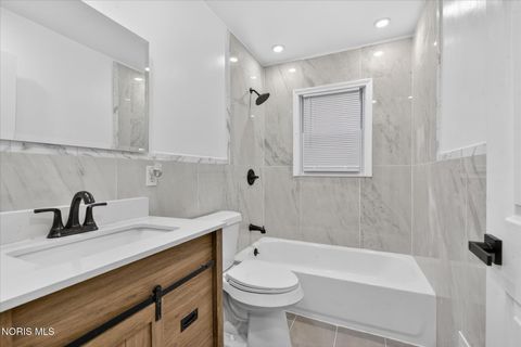 Tiny photo for 803 Mayfair Boulevard, Toledo, OH 43612 (MLS # 10007108)