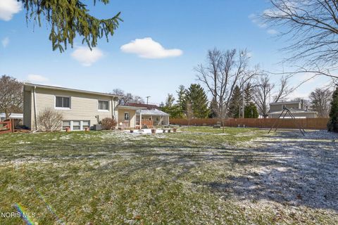 Tiny photo for 29076 Harriet Street, Millbury, OH 43447 (MLS # 10005508)